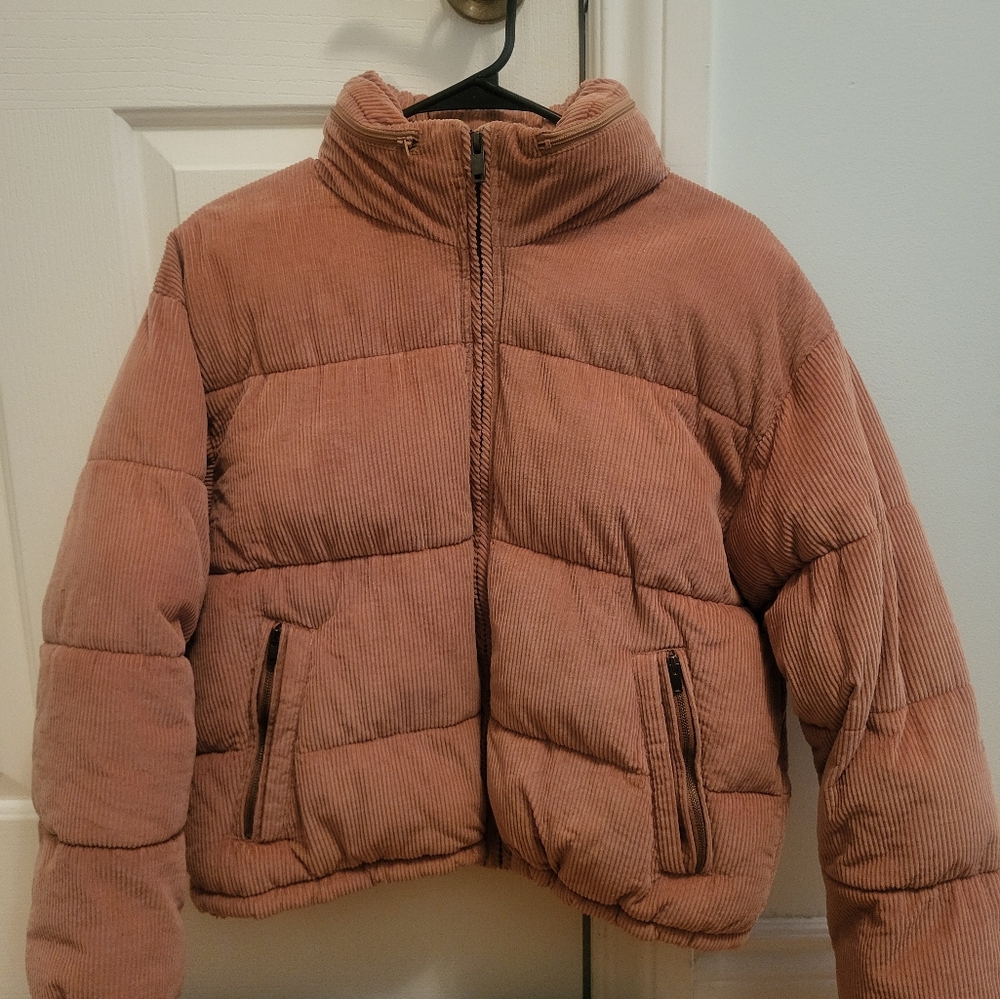Dusty Pink velvet Puffer Jacket Size Xs American Eagle